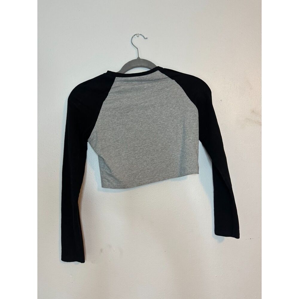 Amazon Gray & Black Cropped Baseball Long Sleeve Shirt